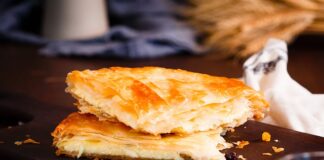 Co dodać do twarogu na pierogi?