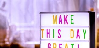 Czy konieczna jest folia pod panele?