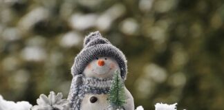 Jak tanio ozdobić ścianę?